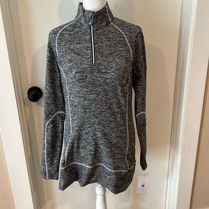 Women’s size Medium NWT Spider long sleeve